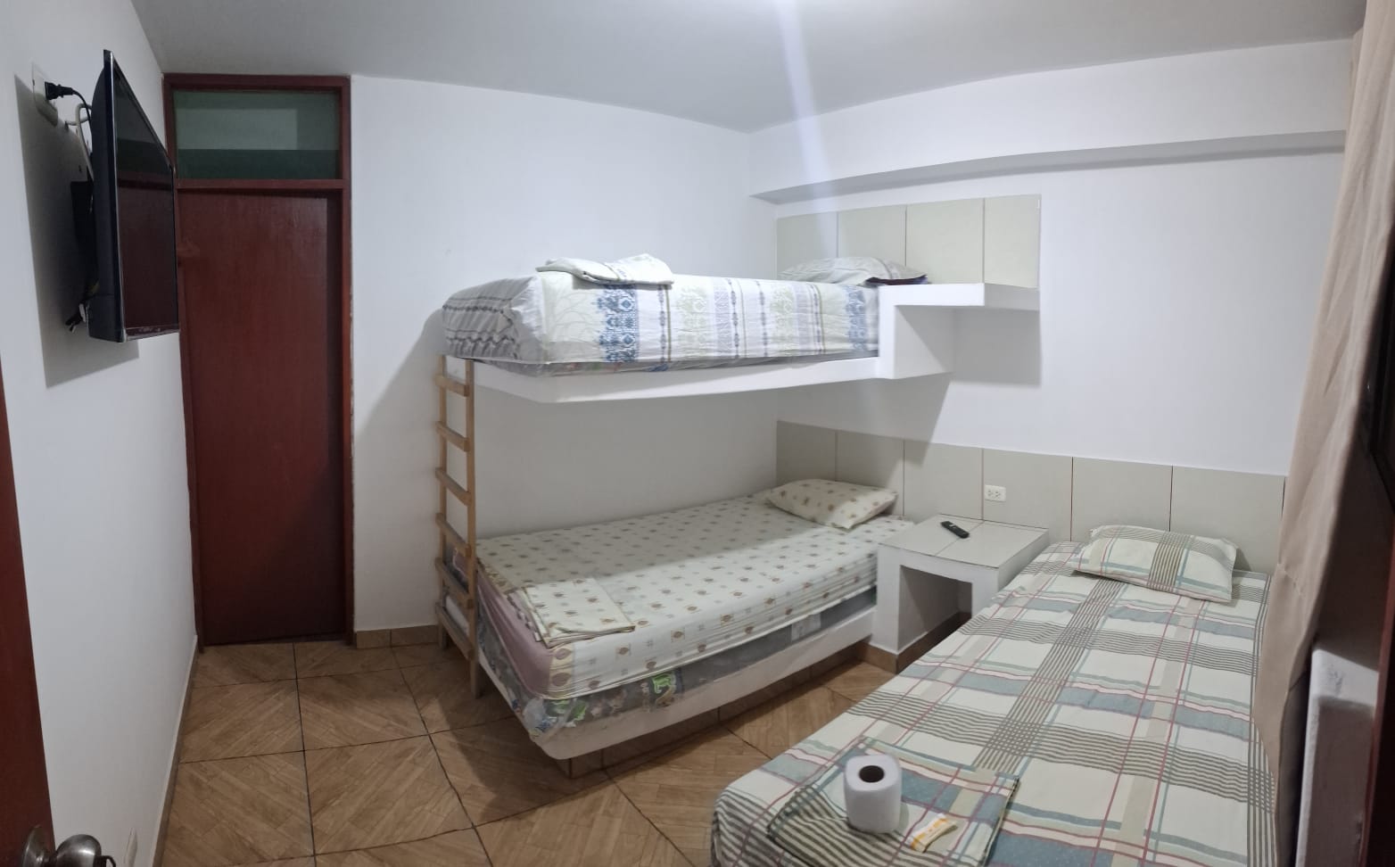 Habitación Triple estilo camarote